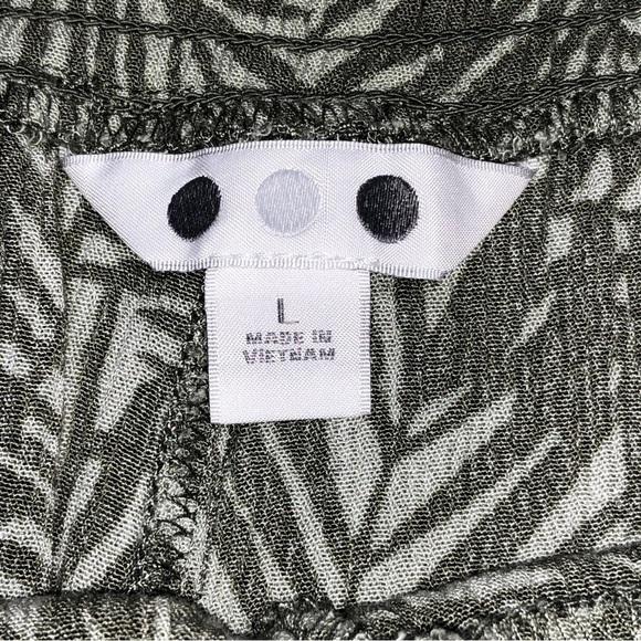 Three Dots Green Printed Beachy Leaves Pull On High Waisted Shorts Size L - Picture 2 of 8